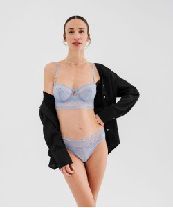Tanga en dentelle transparente femme[MISSING]